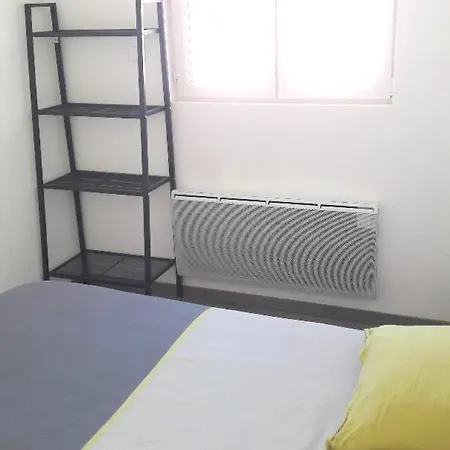 Villa Cote Indigo - 7 Personnes, 3 Chambres, 3 Terrasses - A 150 De La *
