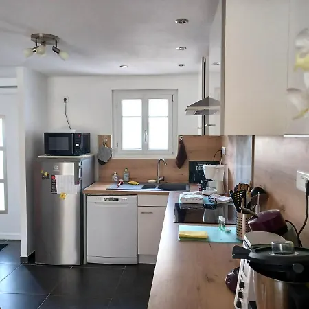 Villa Cote Indigo - 7 Personnes, 3 Chambres, 3 Terrasses - A 150 De La *