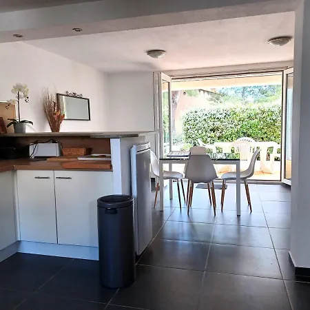 Cote Indigo - 7 Personnes, 3 Chambres, 3 Terrasses - A 150 De La Villa Saint-Pierre-la-Mer (Aude)